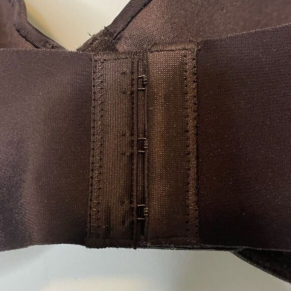 Vince Camuto Spacer T-Shirt Bra Black Comfort Molded Microfiber Full Figure 42D - Picture 5 of 8